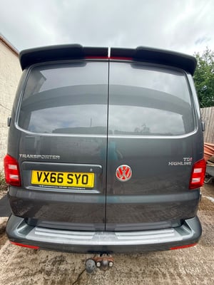 2016 Volkswagen T6 Campervan — photo 5 of 17