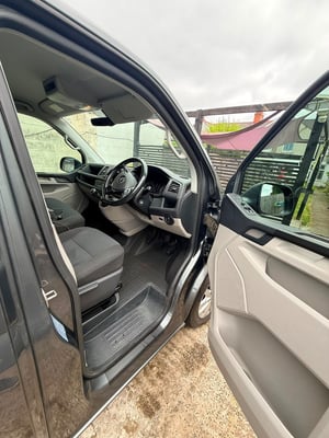 2016 Volkswagen T6 Campervan — photo 11 of 17