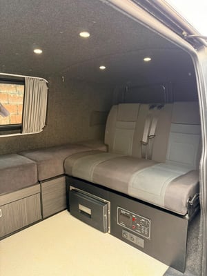 2016 Volkswagen T6 Campervan — photo 16 of 17