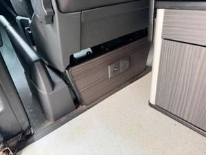 2016 Volkswagen T6 Campervan — photo 13 of 17