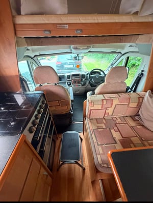 2008 Auto-Trail Apache — photo 3 of 11