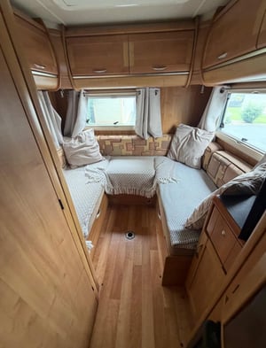 2008 Auto-Trail Apache — photo 8 of 11