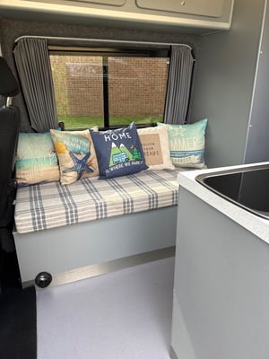 2014 Volkswagen Crafter Custom Conversion — photo 4 of 43