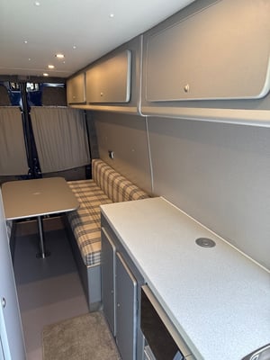 2014 Volkswagen Crafter Custom Conversion — photo 18 of 43