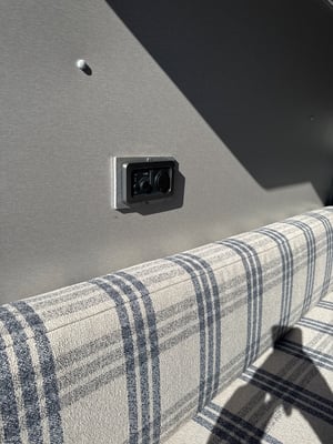 2014 Volkswagen Crafter Custom Conversion — photo 41 of 43