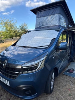 2021 Renault Trafic — photo 6 of 8