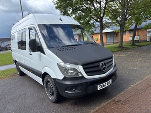 2017 Mercedes-Benz Sprinter — photo 2 of 23