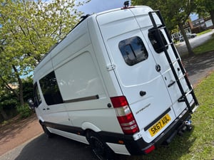 2017 Mercedes-Benz Sprinter — photo 15 of 23