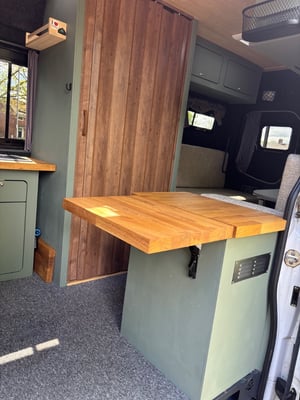 2017 Mercedes-Benz Sprinter — photo 22 of 23