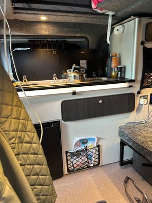 2018 Nissan e-NV200 — photo 3 of 4