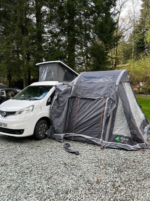 2018 Nissan e-NV200 — photo 1 of 4