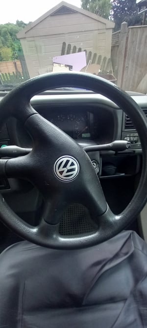2000 Volkswagen Transporter T4 SWB 1.9TD — photo 13 of 22