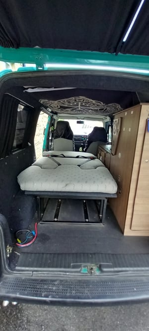2000 Volkswagen Transporter T4 SWB 1.9TD — photo 22 of 22