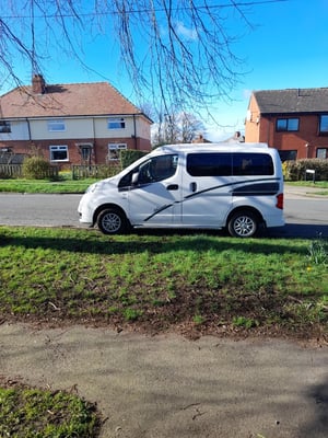 2013 Nissan Luna NV200 — photo 13 of 29