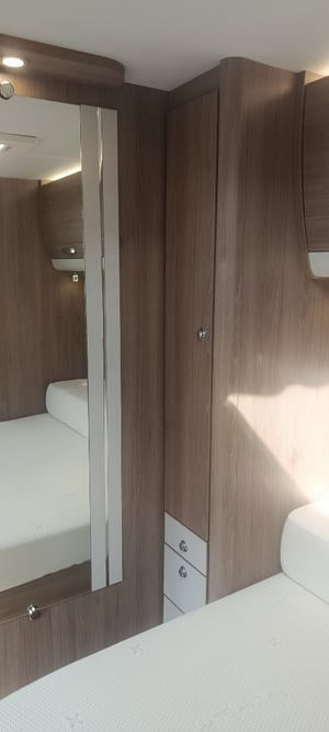 2022 Compass Capiro — photo 4 of 19