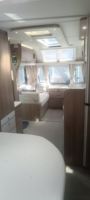2022 Compass Capiro — photo 10 of 19