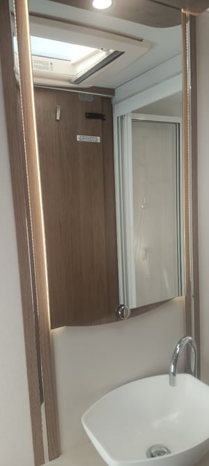 2022 Compass Capiro — photo 15 of 19