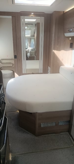 2022 Compass Capiro — photo 18 of 19
