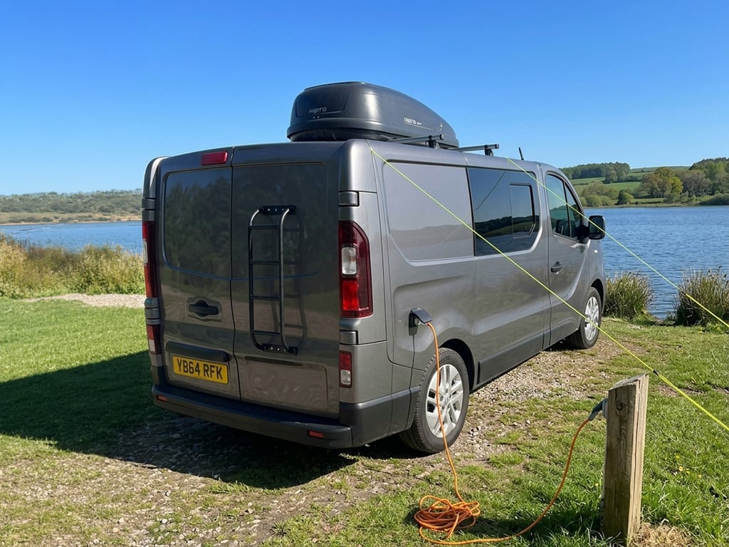 2014 Renault Trafic Campervan - Image 1