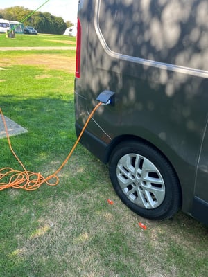 2014 Renault Trafic Campervan — photo 7 of 17
