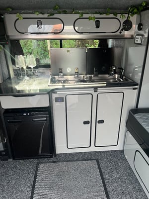 2014 Renault Trafic Campervan — photo 14 of 17