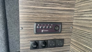 2013 Volkswagen Transporter Sportline 180 DSG Campervan — photo 13 of 21