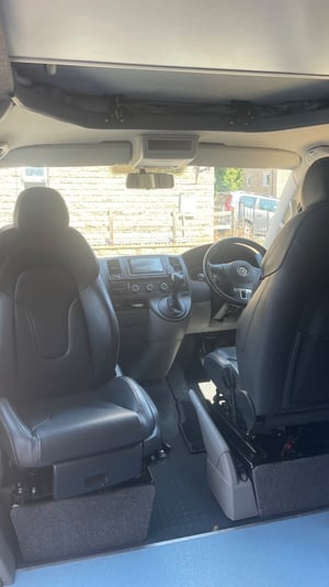 2013 Volkswagen Transporter Sportline 180 DSG Campervan — photo 15 of 21