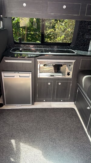 2021 Redline Campers Sport — photo 11 of 12