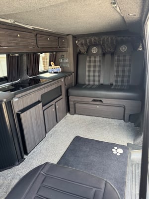 2018 Volkswagen T6.1 Campervan — photo 8 of 18