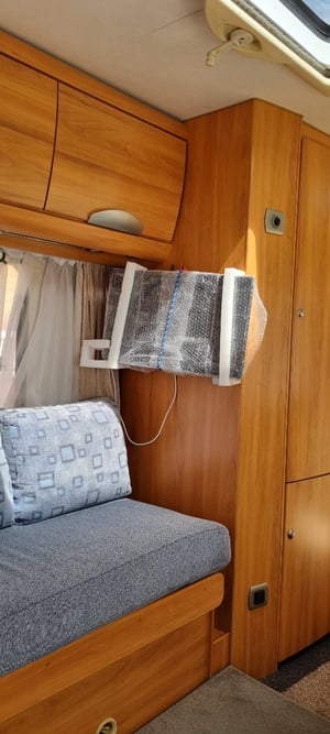 2004 Hymer B634 — photo 11 of 31