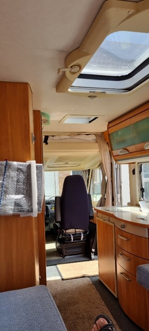 2004 Hymer B634 — photo 12 of 31