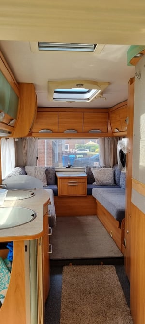 2004 Hymer B634 — photo 17 of 31