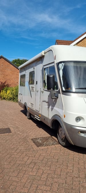 2004 Hymer B634 — photo 22 of 31