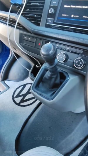 2021 Volkswagen Transporter T6.1 — photo 21 of 29