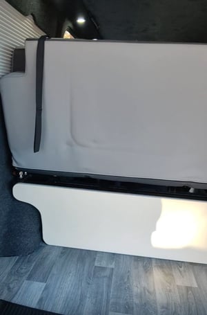 2021 Volkswagen Transporter T6.1 — photo 24 of 29