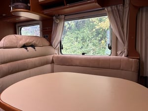 2011 Hymer B678 — photo 33 of 56