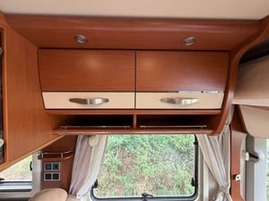 2011 Hymer B678 — photo 39 of 56