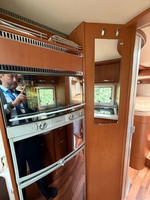 2011 Hymer B678 — photo 48 of 56