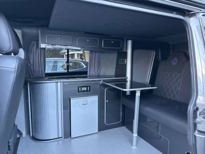 2014 Volkswagen Campervan — photo 5 of 8