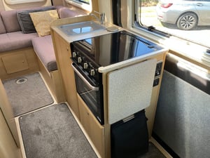 2021 Vantage MED — photo 13 of 20