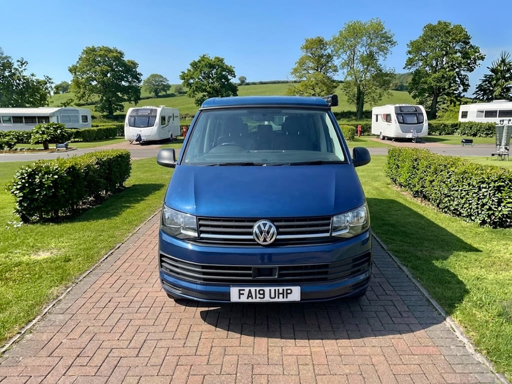 Volkswagen Transporter T30 LWB Campervan - Image 1