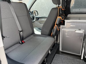  Volkswagen Transporter T30 LWB Campervan  — photo 27 of 62
