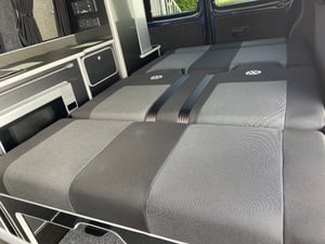  Volkswagen Transporter T30 LWB Campervan  — photo 35 of 62