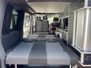  Volkswagen Transporter T30 LWB Campervan  — photo 36 of 62