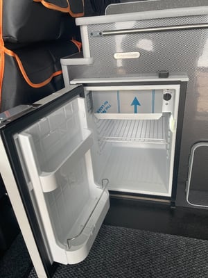  Volkswagen Transporter T30 LWB Campervan  — photo 38 of 62