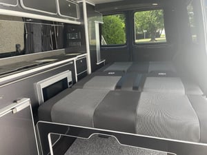  Volkswagen Transporter T30 LWB Campervan  — photo 40 of 62