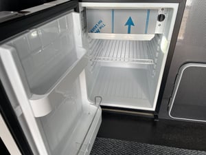  Volkswagen Transporter T30 LWB Campervan  — photo 44 of 62