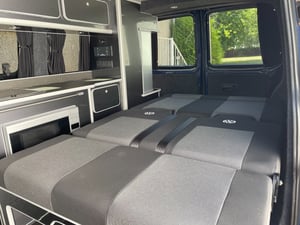  Volkswagen Transporter T30 LWB Campervan  — photo 53 of 62