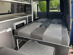  Volkswagen Transporter T30 LWB Campervan  — photo 59 of 62