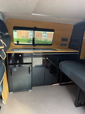 2017 Volkswagen Camperversions — photo 11 of 13